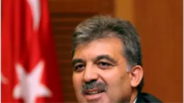 Abdullah Gül'den Beşiktaş'a Tebrik