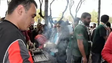 Rakip Takım Taraftarına Mangal Partisi
