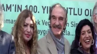 Yeşilçam Oyuncuları Klasik Otomobillerle Geçti