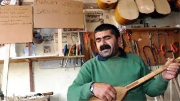 Aşık Veysel'in Asırlık Emanetine Gözü Gibi Bakıyor