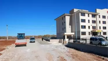 Hilvan'da Yol Çalışmaları