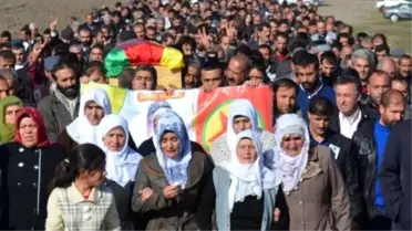 YPG'linin Cenazesi Ağrı'da Toprağa Verildi