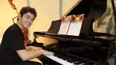 Suriyeli Sığınmacı Çocuk Müzik Dehası Çıktı