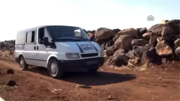 Viranşehir'de Tarlada Çalışan Sığınmacılara Yardım