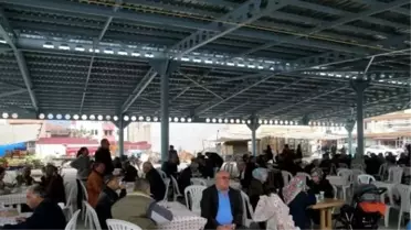 Cide'de 1500 Kişiye Aşure Dağıtıldı