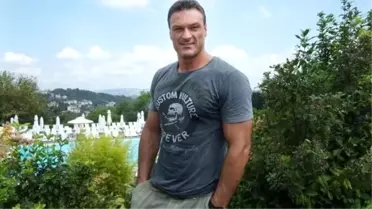 Alpay'ın Fotoğrafı Almanya'da Gündem Oldu!