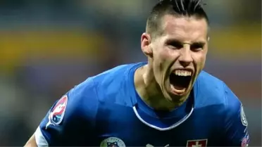 Holosko Attı, Slovakya Güldü: 2-1