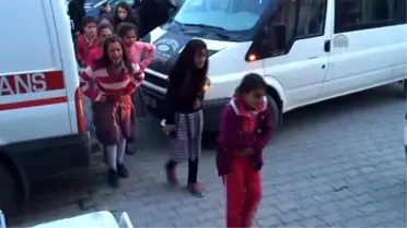 Erciş'te 52 Öğrenci,Yedikleri Yemekten Zehirlendi