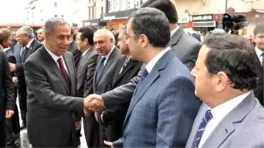 Bülent Arınç: Ekmek İçin Ekmeleddin Seçilseydi O Oturacaktı