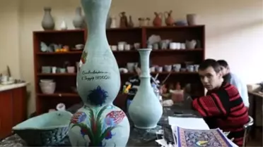 Cumhurbaşkanı, Başbakan ve Milli Eğitim Bakanı'na Otistik Çocuklardan Hediye