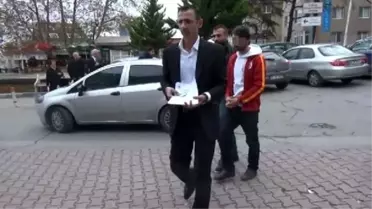 Sırp Taraftar Cinayetinde Gözaltına Alınan 1 Kişi Sağlık Kontrolünden Geçirildi (1)