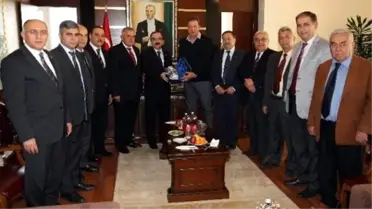 Aydin Ticaret Borsası'ndan Sakarya Valisi Coş'a Ziyaret