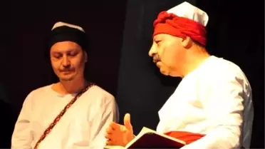 Yunus Emre Manisa'da Tiyatroyla Anıldı