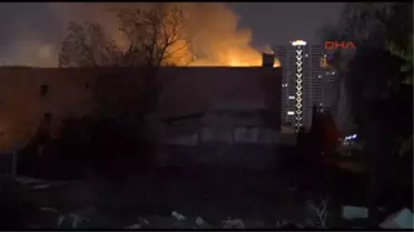 Güneşli'de Boş Depoda Yangın