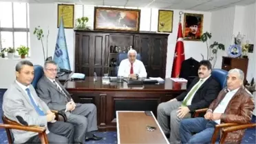 Çevre ve Şehircilik Müdür Gökçek'ten Edremit Belediyesi'ne Ziyaret
