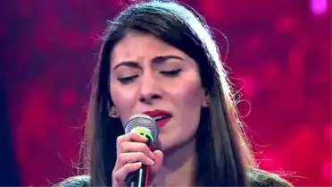 Duygu Uzun 'Hopelessly Devoted To You'