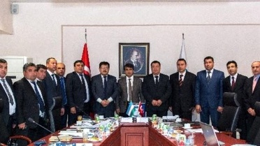 Özbekistan Maliye Bakanlığı Yetkililerine Türkiye'nin Mali Reform Süreci Tanıtıldı