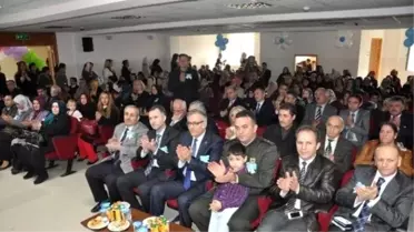 Engellilerden Osmanlı Kıyafetleri Defilesi