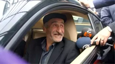 Porsche Kazanan Amca: Ehliyetim Yok Oğlum Kullanacak