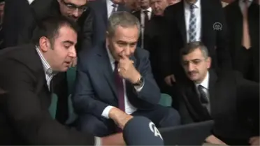Arınç, AA'nın Yılın Fotoğrafı Oylamasına Katıldı