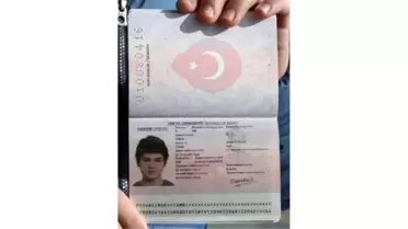Suriyeli Müzik Dahisi Tambi, Gece Açılan Nüfus Müdürlüğü'nden Nüfus Cüzdanını Aldı (2)