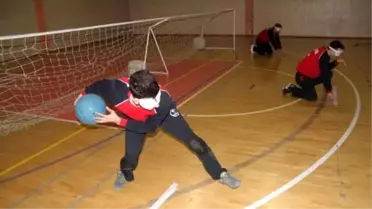 Öğretmenler, Engellilerle Golbol Oynadı