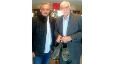 Madenci Babasının Yırtık Lastik Ayakkabıları Afyon'da