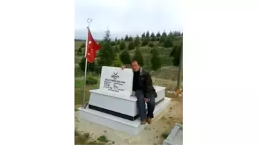 Arkadaşıyım' Dedi, Mezarını Ziyaret Etti Sonra da Şehit Ailesini Dolandırdı