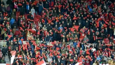 Kur'an-ı Kerim Yırtan İngiliz Taraftar, 3 Yıl Statlara Giremeyecek