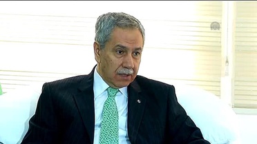 Arınç: 'O Kadar Gayri Ciddi Ki Kendisini Takip Edenlere Şapşikler Demesi Gibi'