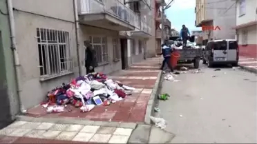 Mahalleliyi İsyan Ettiren Evden Altı Traktör Çöp Çıktı