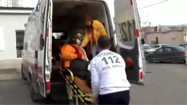 Fenerbahçe-Galataray Taraftarları Birbirine Girdi: 1 Yaralı