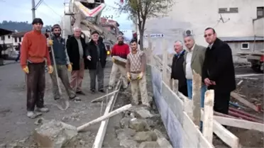 Hanönü'ne Tretuvar Yapılıyor