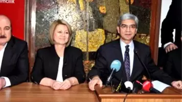 CHP İl Başkanı ve Yönetim Kurulu Üyeleri İstifa Etti