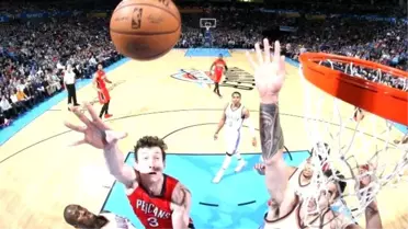 Thunder Evinde Yıkıldı