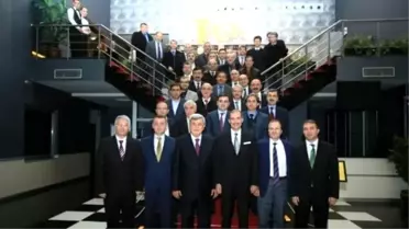 Başkan Karaosmanoğlu, Danıştay Üyeliğine Seçilen Bülbül'e Veda Yemeği Verdi