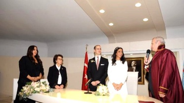 Hayri İnönü, Oğlu Murat Erdal İnönü'nün Nikahını Kıydı