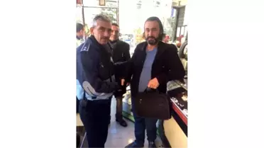 Partka Bulunan Altın Dolu Çanta Sahibine Teslim