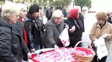 Balıkesir Temiz Siyaset İçin Beyaz Sabun Dağıttılar
