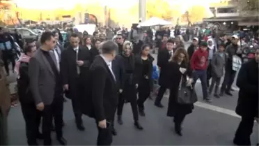 Akdoğan, Kentte Ziyaretlerde Bulundu, Vatandaşlarla Sohbet Etti