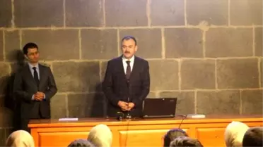Osmanlı Dönemindeki Medreseler' Konulu Ders Tarihi Hunat Medresesinde İşlendi