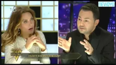 Karımın Dudakları Sadece...'