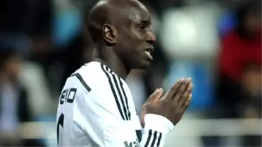 Demba Ba Açtı Ağzını Yumdu Gözünü!