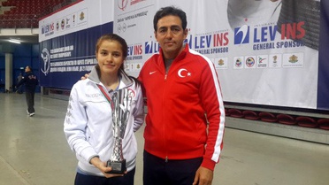 Şampiyon Karateci Avrupa Yolunda