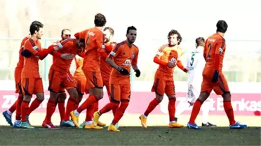 Başakşehir, Sivas Dört Eylül Belediyespor'u 2-1 Yendi