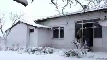 Oğlunu Tek Başına Yaşadığı Evde Ölü Buldu