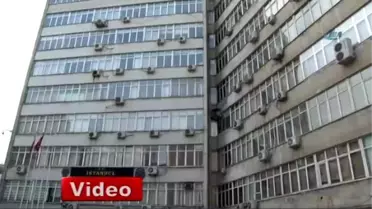 Arkadaşını Elleriyle Boğarak Öldürdü