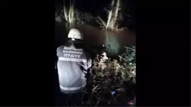 Otomobil, Taşkın Nedeniyle Kapanan Yolda Kanala Uçtu: 1 Ölü 4 Yaralı