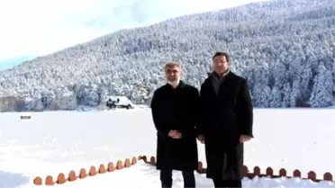 Bakan Yıldız Ailesi ile Gölcük'te Tatilde