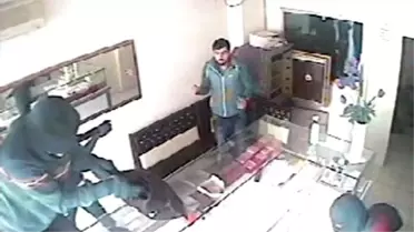 Kalaşnikoflu Soygunda 4 Şüpheliden 3'ü Yakalandı